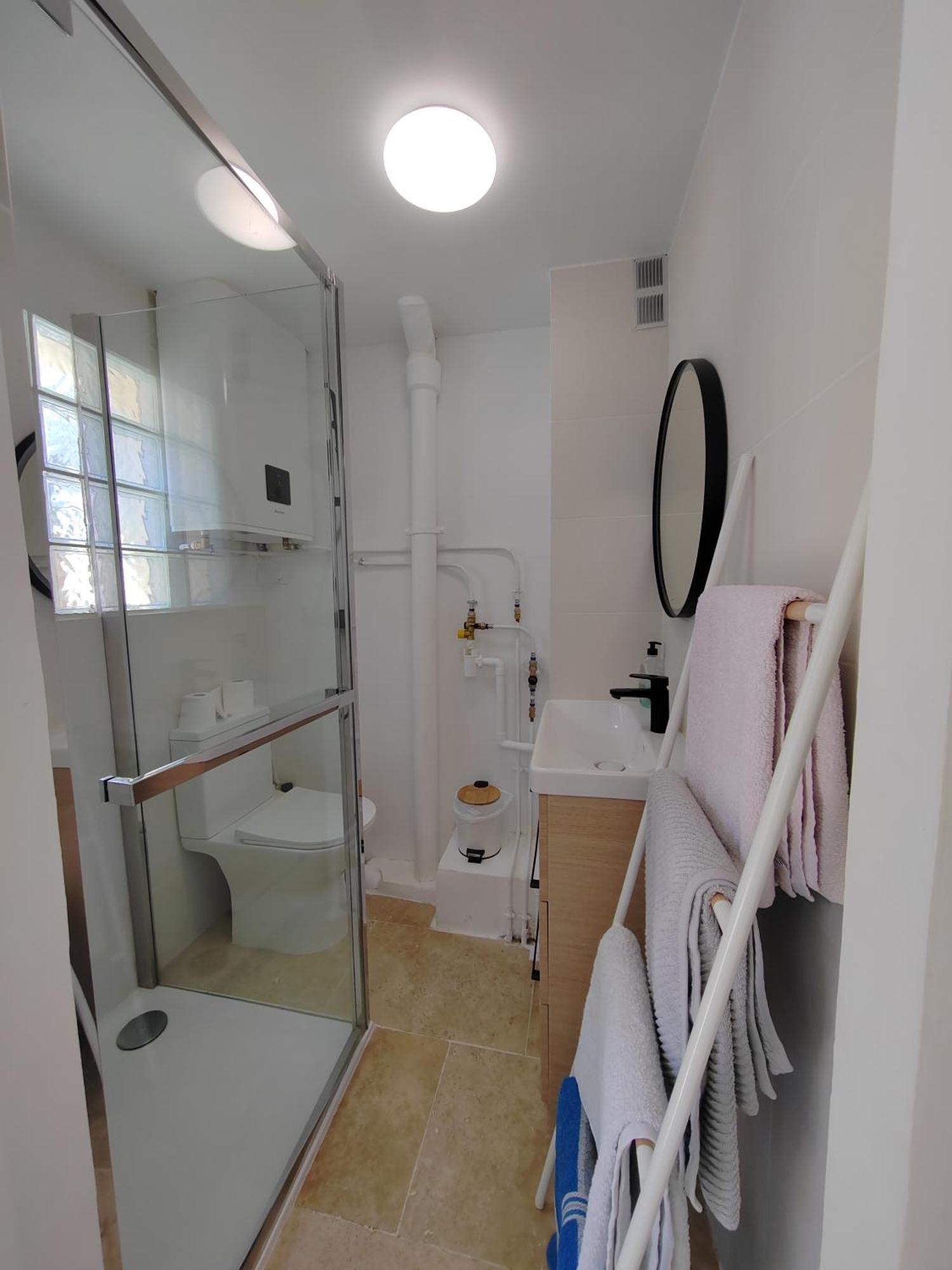 Apartment T1 Avec Grande Terrasse, Hypercentre ,climatise